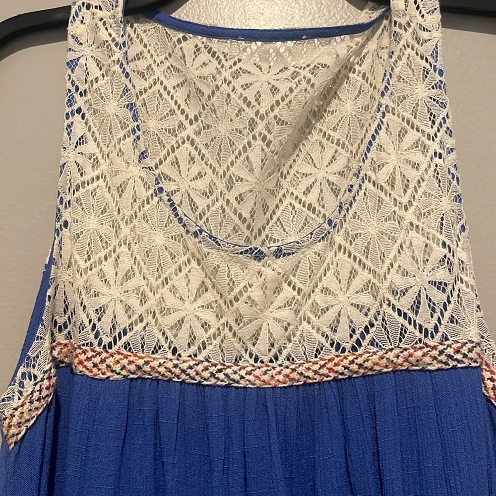 Umgee Lace Cream & Blue boho stye short dress with pockets - Picture 8 of 10